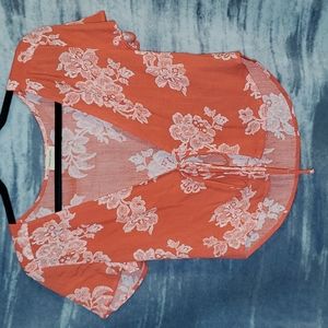 NWOT Tie Front Floral Croptop